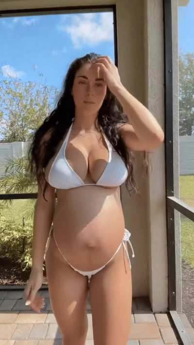 Be honest, does my pregnant body turn you on?