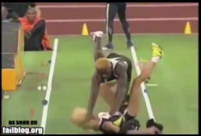 what a good idea to cross the trajectory of someone who is running ..