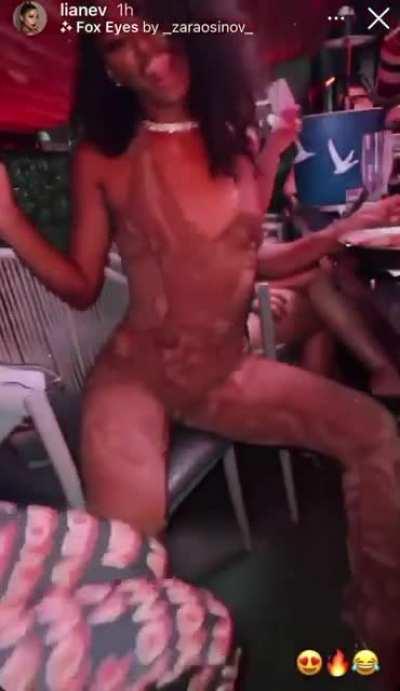 🤤 Best 3 of the night 🍑