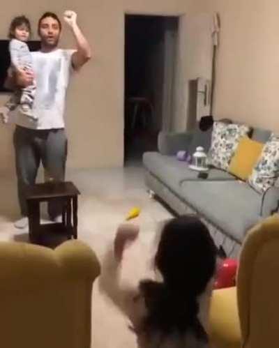 She was 16 before she realized she did NOT have super powers 😔