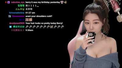 Berry’s sweater looks better on sides than over shoulders