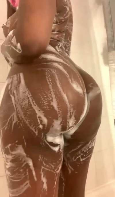 Mahlissa Shower Video 🍑🐱🚿