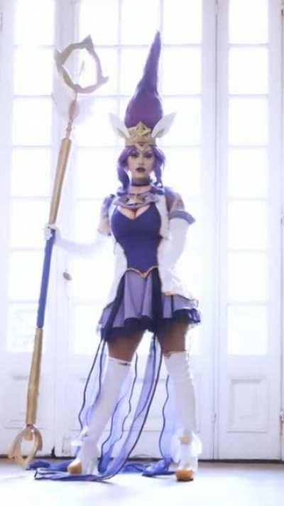 Mientas tanto el Olivos...