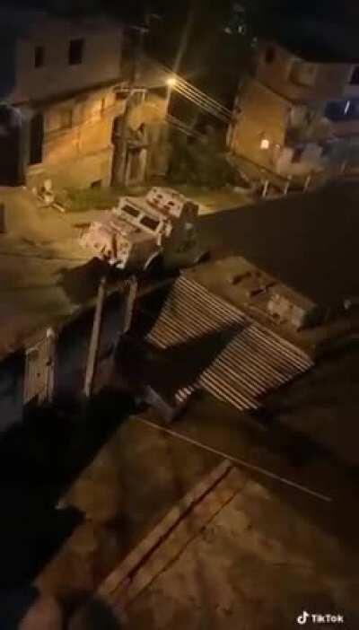 Drug dealers in Brazil used vegetable oil to stop police vehicle.