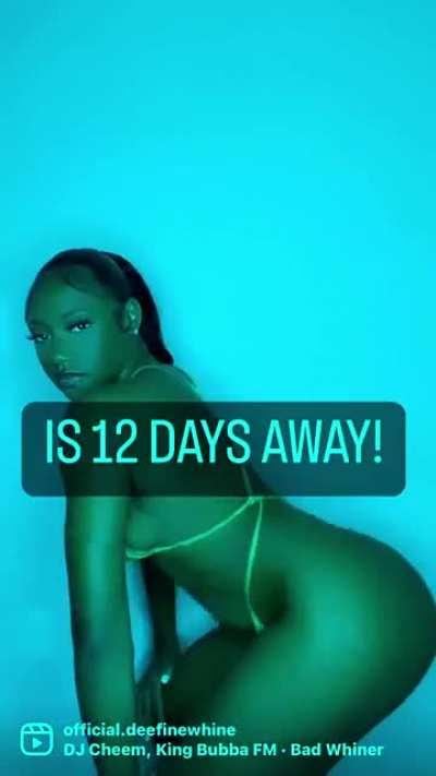 The only kind of ad I want to see on my feed (@official.deefinewhine)