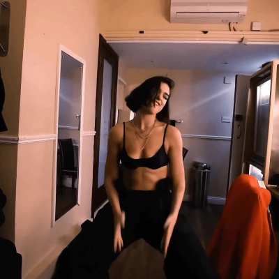 Dua Lipa - Twitter - 2017