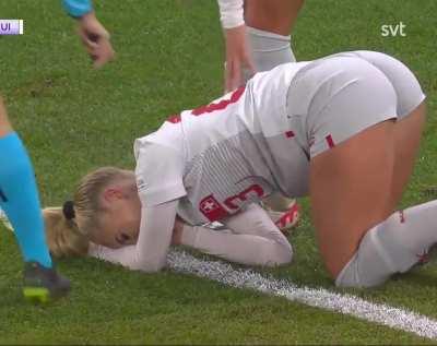 Alisha Lehmann on the floor