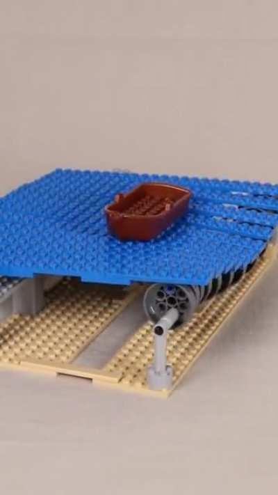This Lego Wave Generator