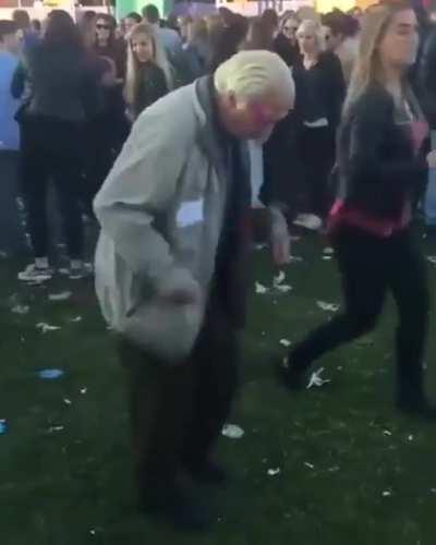 Groovin gramps