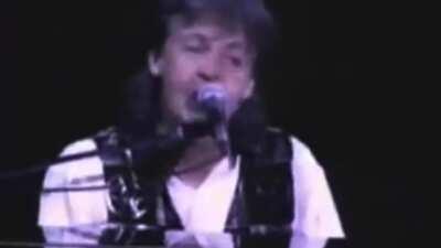 Paul McCartney concerts go from 0 to 100