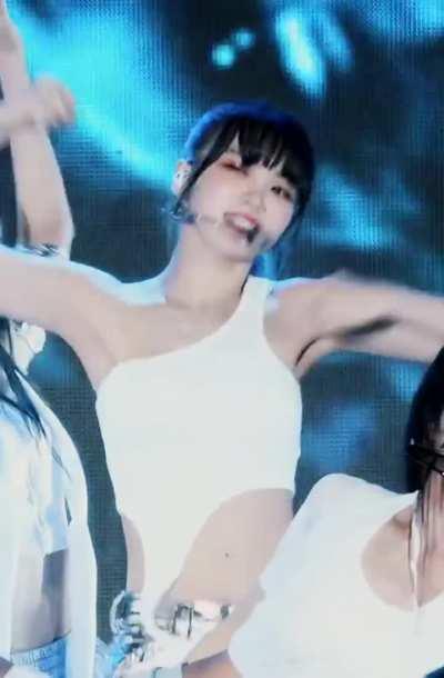 Chaewon of LE SSERAFIM