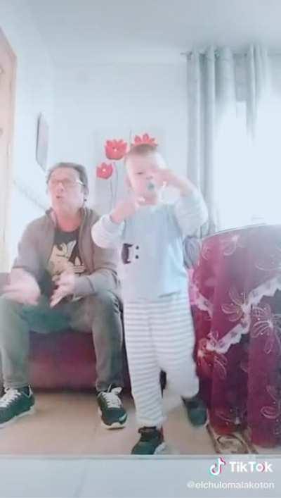 M.D.L.R. de nacimiento 😈🔪 (Powered By MOTOROLA)