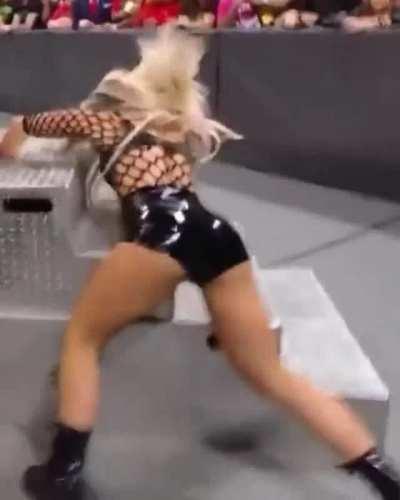 Liv Morgan 🍑