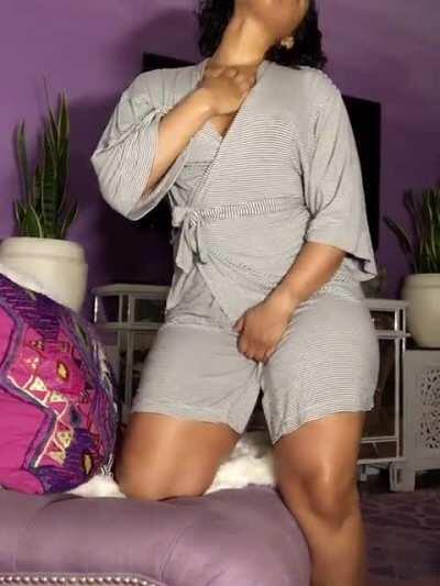 A Stripper who rarely gets naked