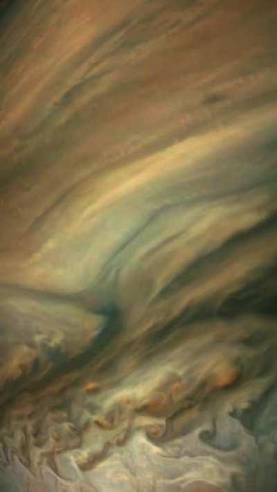 Jupiter flyby footage from NASA's Juno probe