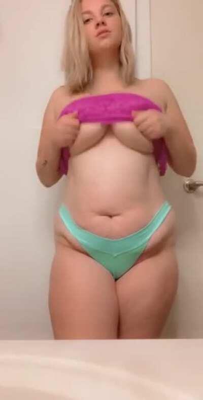 Enjoy this late night drop 💋