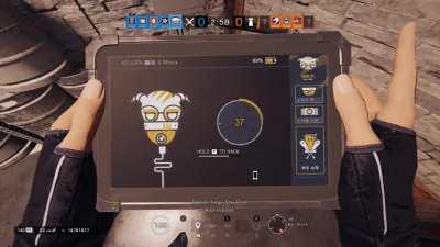 I get scared to easy in this game.