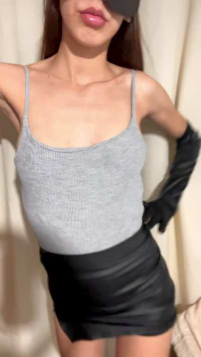 I know you want to caress my soft armpits...