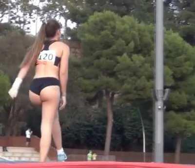 More Angles of Clara Fernandez the Spanish Pole Vault Girl 3