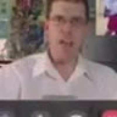 leave nejna alone 😡😡