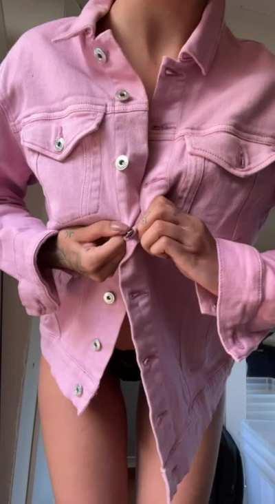 My neighboor is so lucky to see me everyday