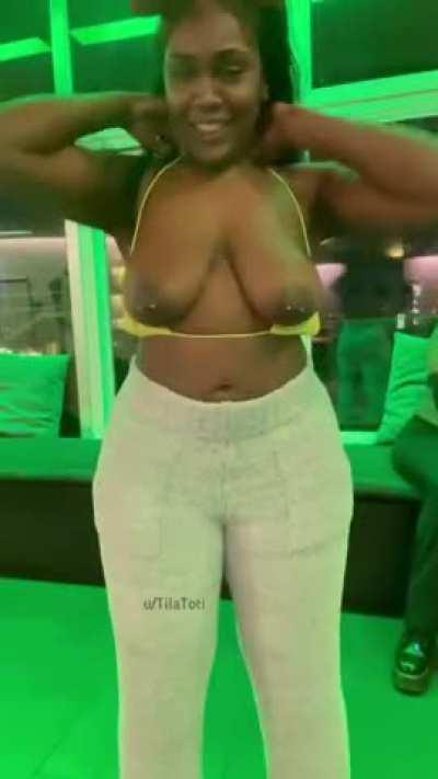 I love showing my tits no matter where I am