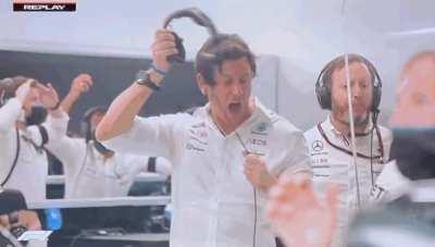 Toto Wolff headphone smash gif