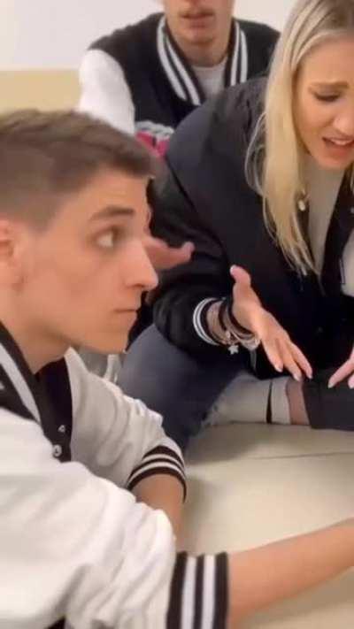 Romantik ❤️💜❤️