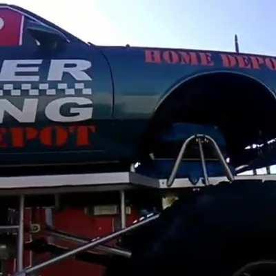 Jakertonian automobile