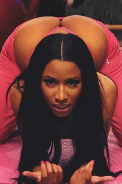How many upvotes for the best nicki gif ever