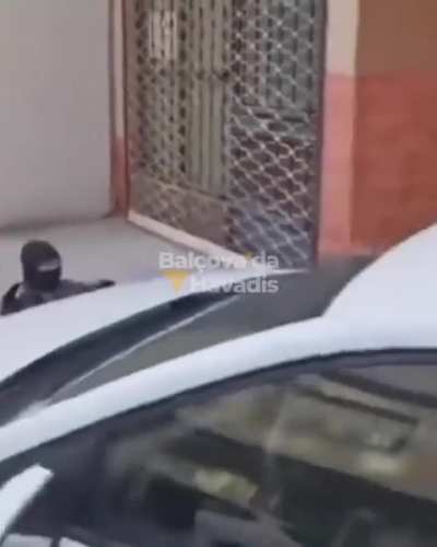 İzmir'deki Saldırıda Saldırganın Etkisiz Hâle Getirilmesi ve Ardından Saldırganın Allahu Ekber Bağırışları