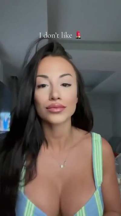 aggelikh_siouta βίντεο για τρελό άδειασμα