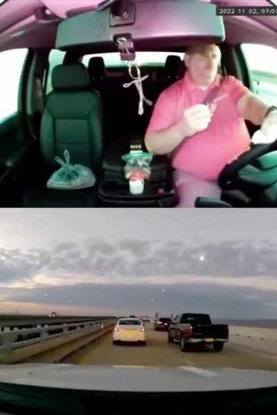 Pink Shirt dude gives ZERO f*cks👚