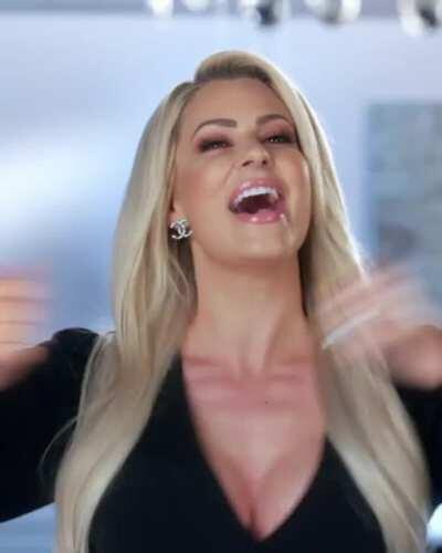 Anyone here for jo(preferred second screen) I will feed you this big Titties milf Maryse