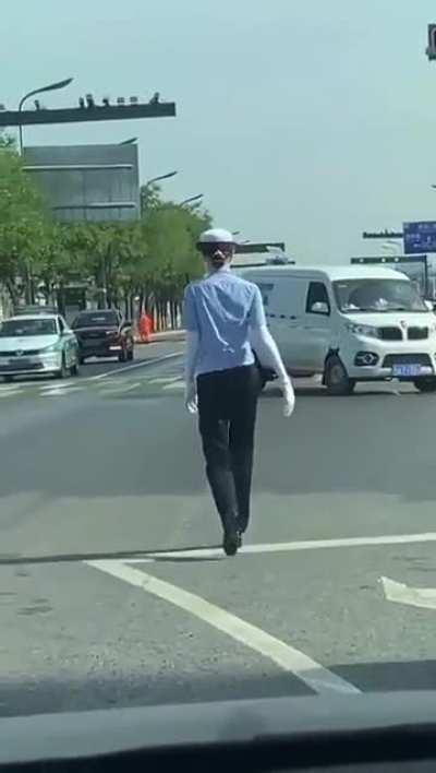 Immigrate to Zhongguo guys