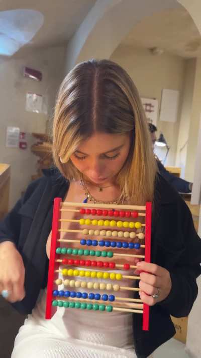 HappyEmbarrassedGirls