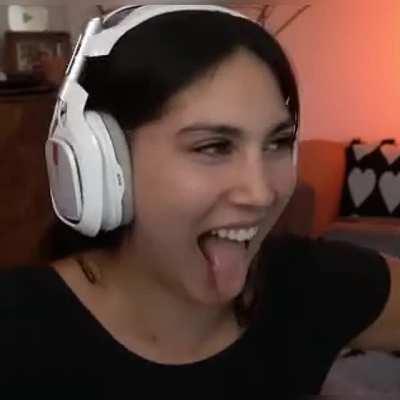 👅