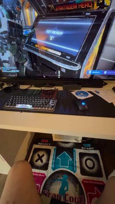 DDR Pad in Helldivers 2. My smartest dumbest idea yet.