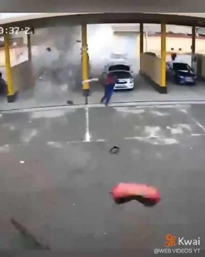 Propane tank ruptures