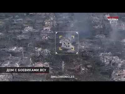 RU pov: Two Russian tanks of the 11th Regiment DPR in urban combat against AFU held positions within Pervomaisk (ext. footage)