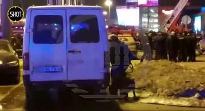 RU POV: FSB found a van with an Ukrainian plate near the city hall.