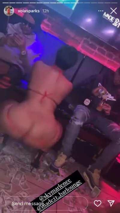 SkyMachiavelli 😍😍😍🤤🤤😩