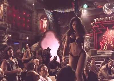 Salma Hayek has some amazing titties