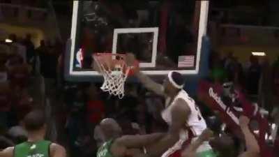 [Highlight] LeBron James with no regard for human life