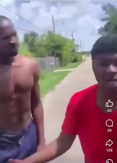 He hit pop with all his force and still couldn’t drop or k.o Him😂 that’s how ik pop would’ve smash him if his brother wasn’t there