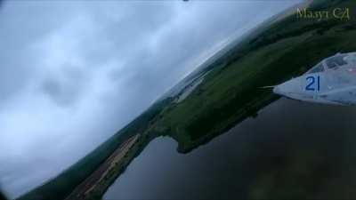 HD- footage of SU-25 frontline missions by the Ukrainian 299th Tactical Aviation Brigade. Featuring Blue 21, Blue 16, and Blue 25. (4K link in comments)