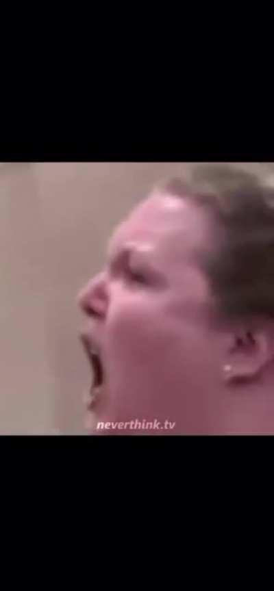 Karens but with zombie noises