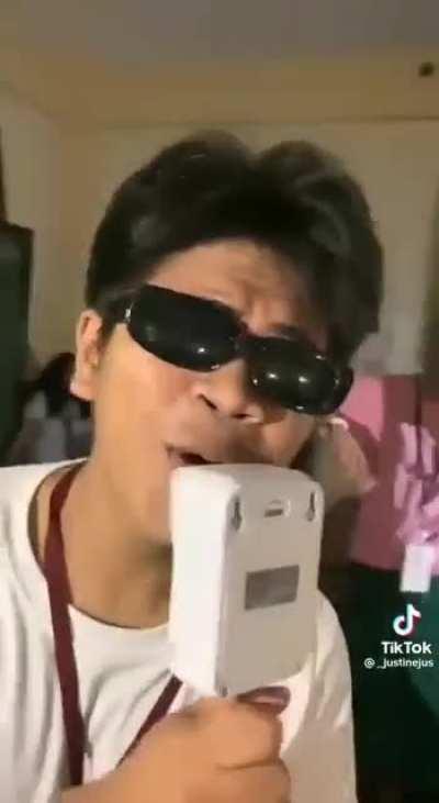 The best concert in school!!! 😎🎤