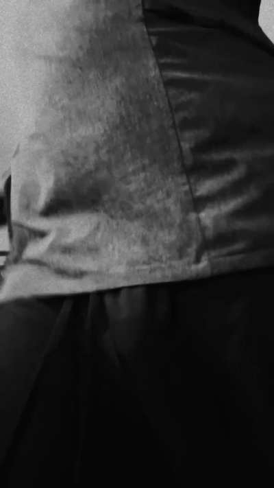 Would you stare? Or ignore 🙇🏻‍♂️🌹