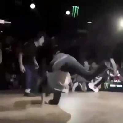 Dor ou felicidade? OBS: a música tem copyright